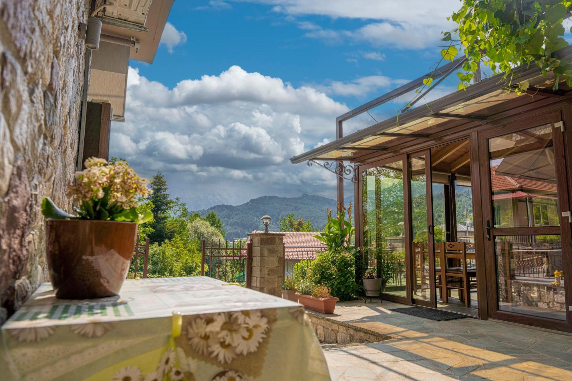 Liontos Rooms Праманда Екстер'єр фото
