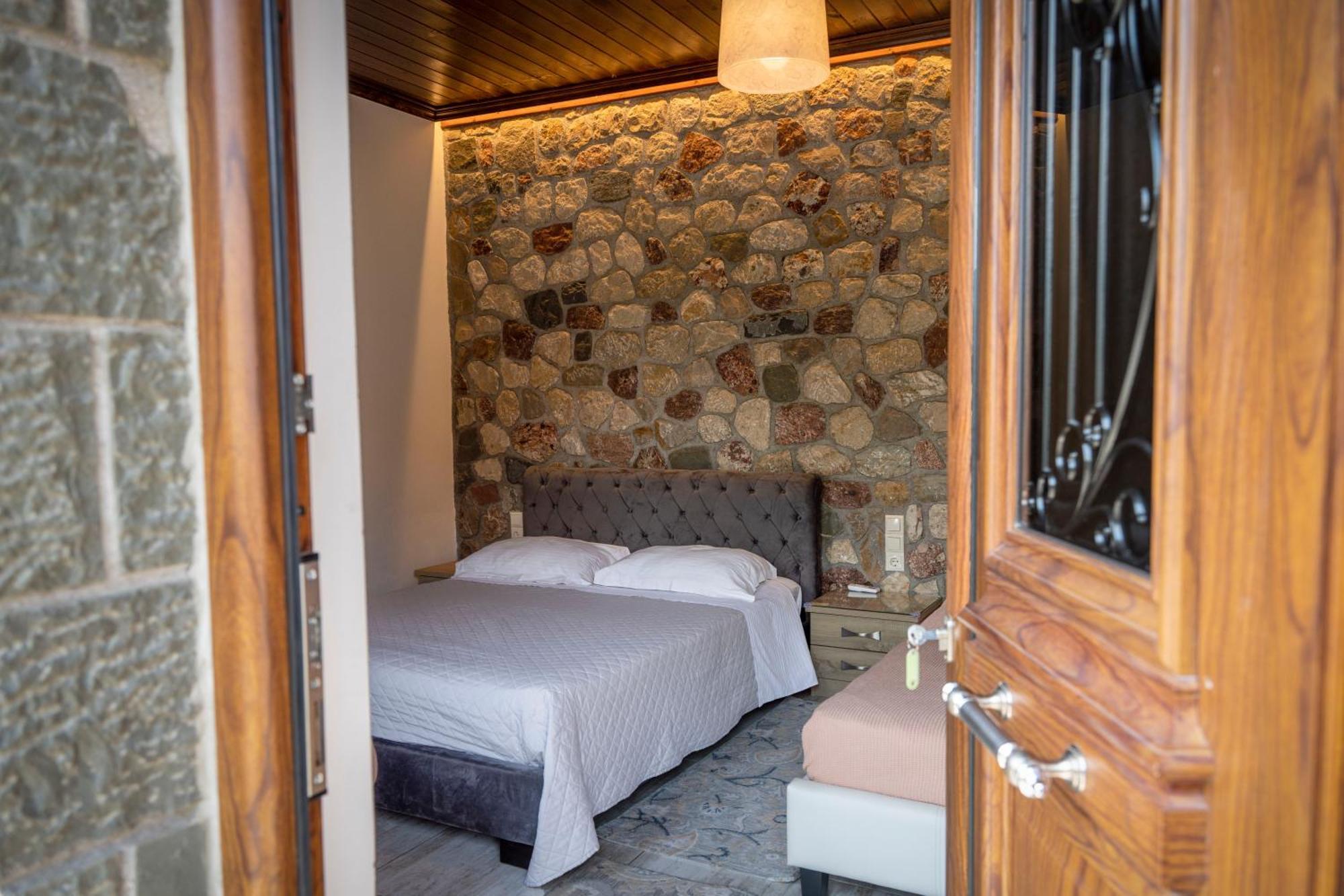 Liontos Rooms Праманда Екстер'єр фото